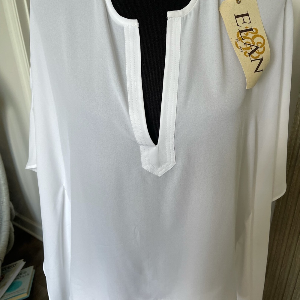 NWT! Elan blousy tunic Sexy! Sheer fabric. Sophisticated silhouette!